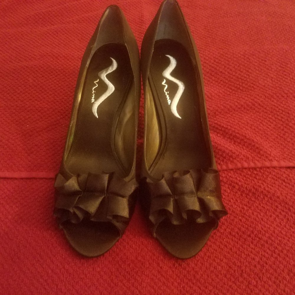 Nina Tuxedo Ruffle Evening Shoe